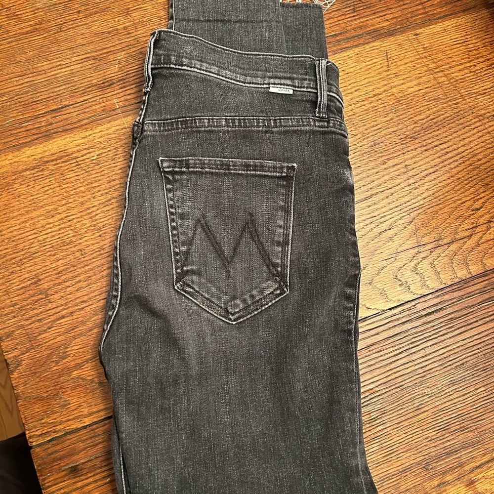 Mother, The Stunner Ankle Fray, Size 29 Black EUC